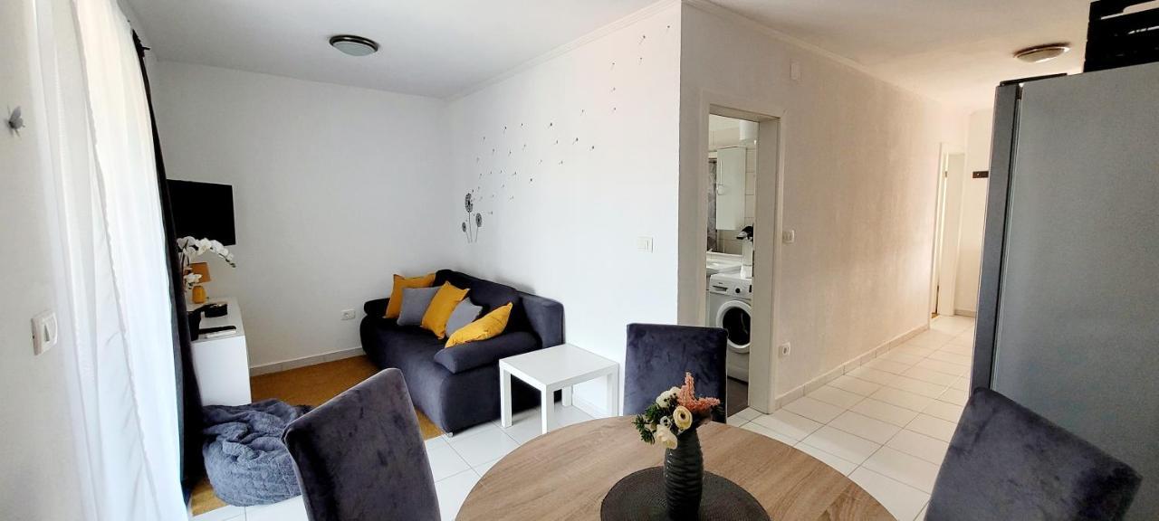 Apartman Rocky Petrovija Εξωτερικό φωτογραφία